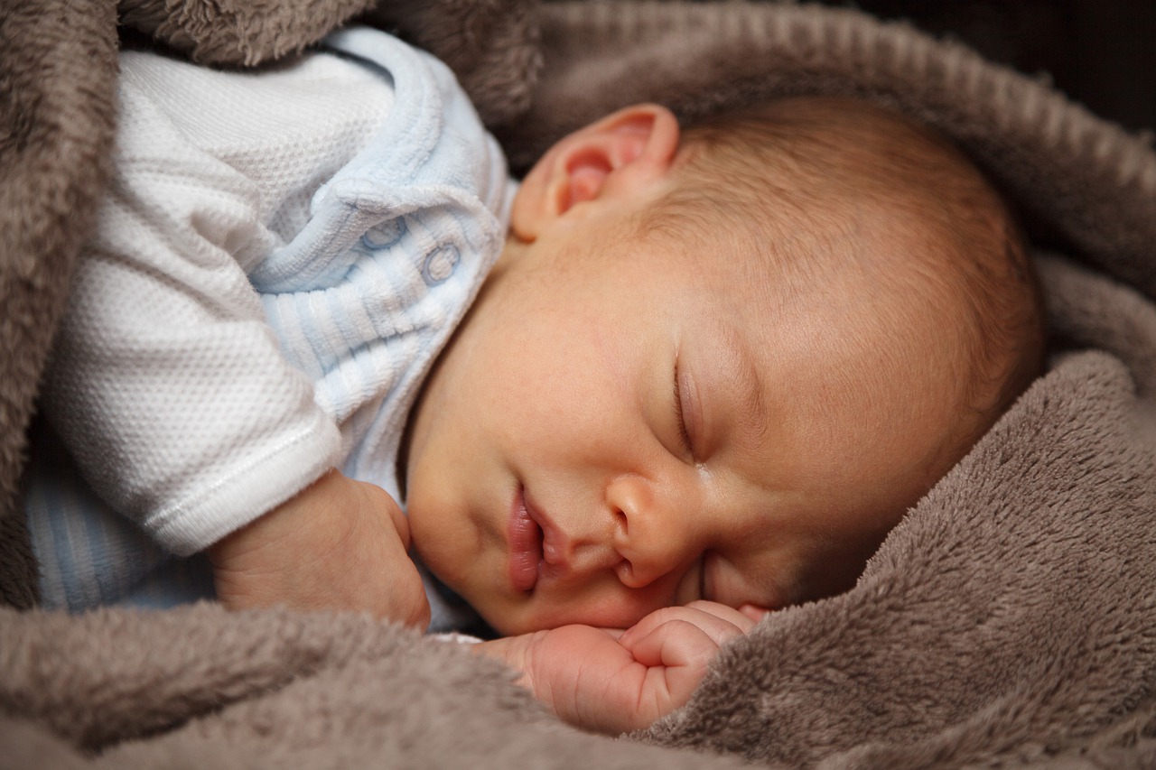Ore di sonno bambini 6-9 mesi, un utile esempio di routine